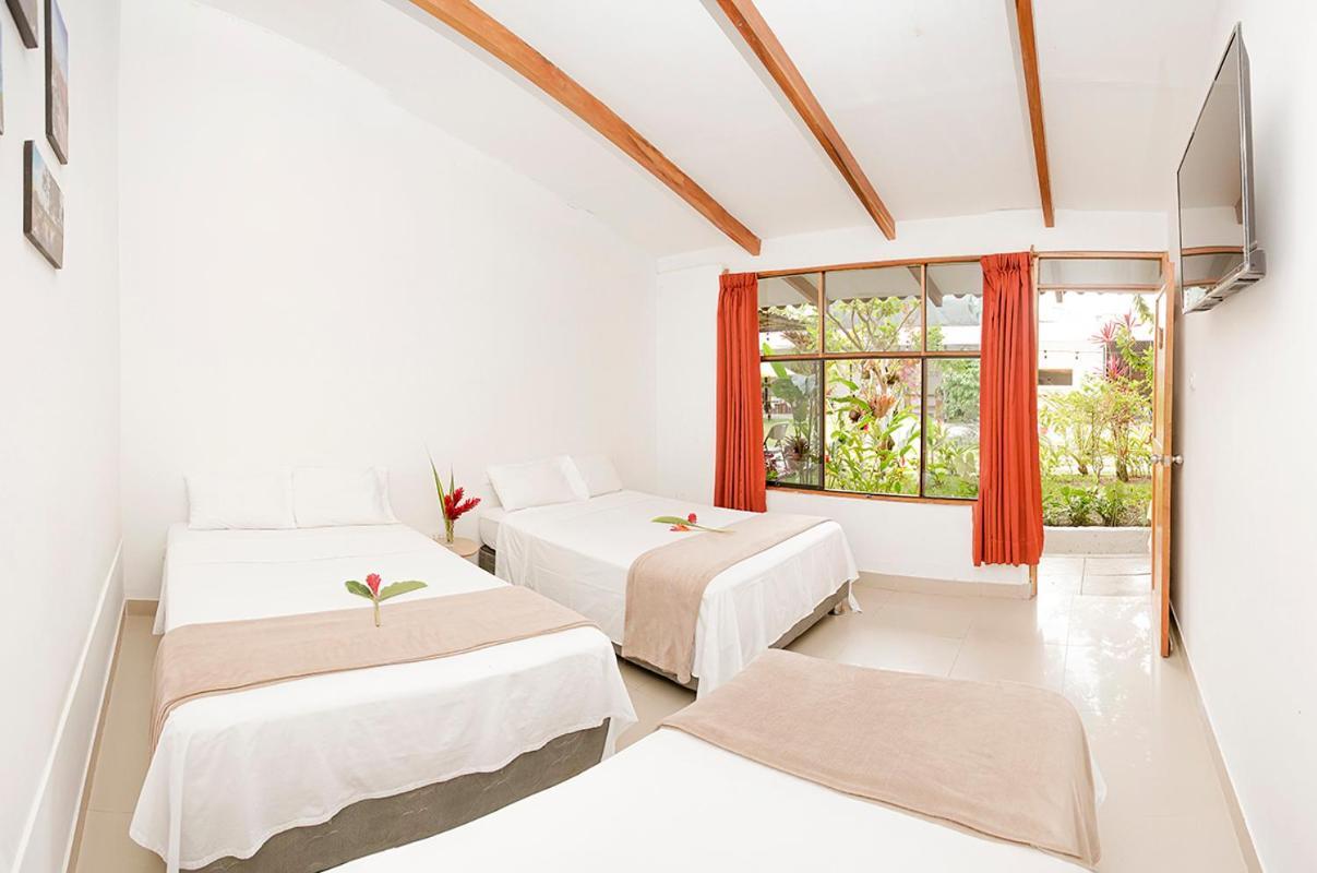 Hotel Country Club Eco Casajardin Moyobamba Exterior foto